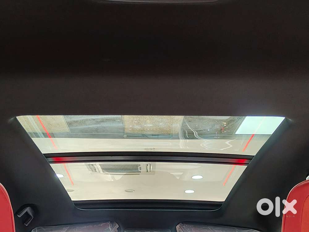 Tata Safari 2.0 Xza Plus 6 S Dark Edition, 2023, Diesel