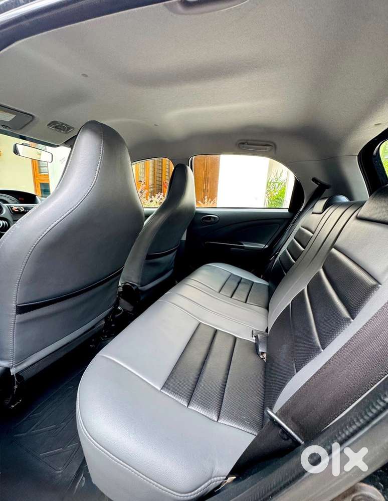 Toyota Etios Liva 2012