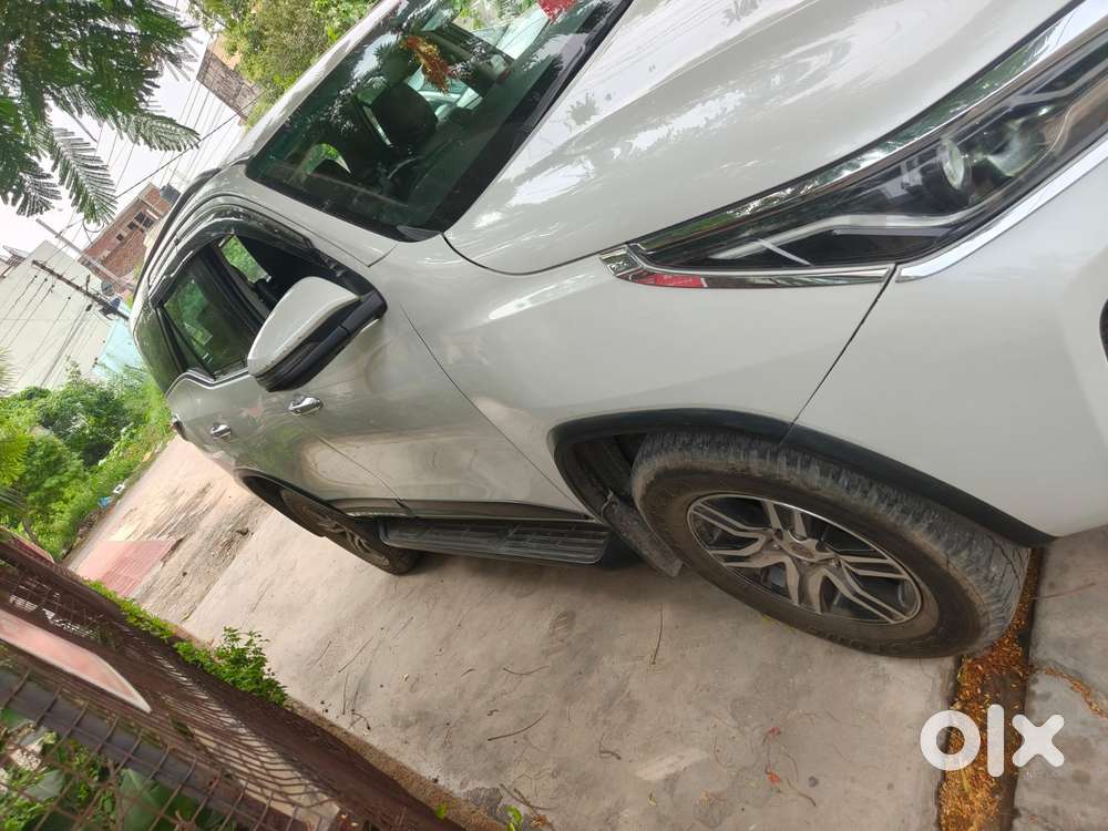 Toyota Fortuner 4x2 At 2.7 Petrol, 2024, Petrol