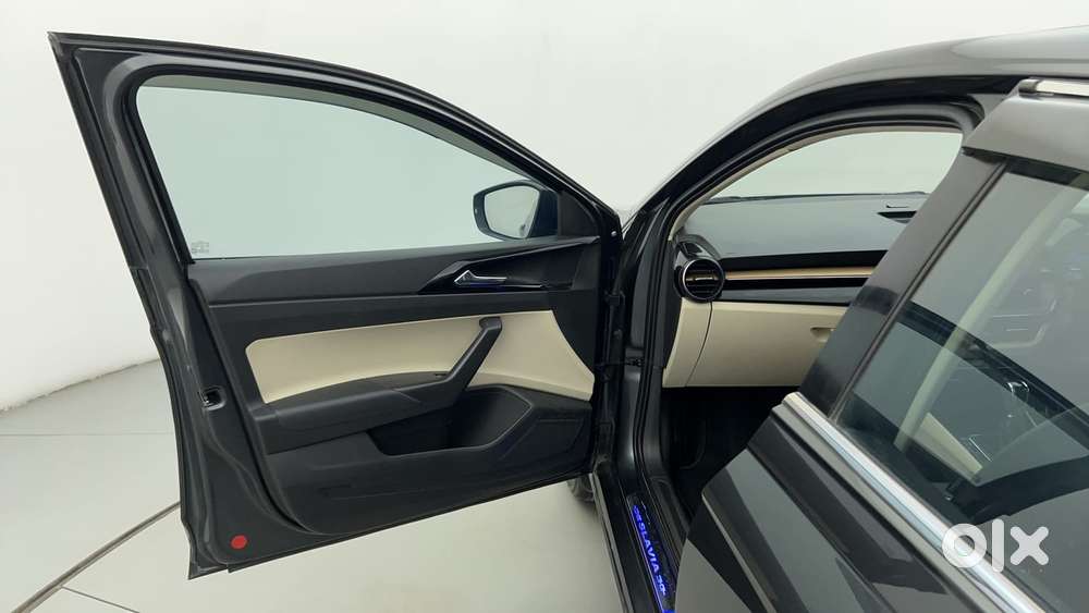 Skoda Slavia Style 1.5l Tsi Dsg, 2022, Petrol