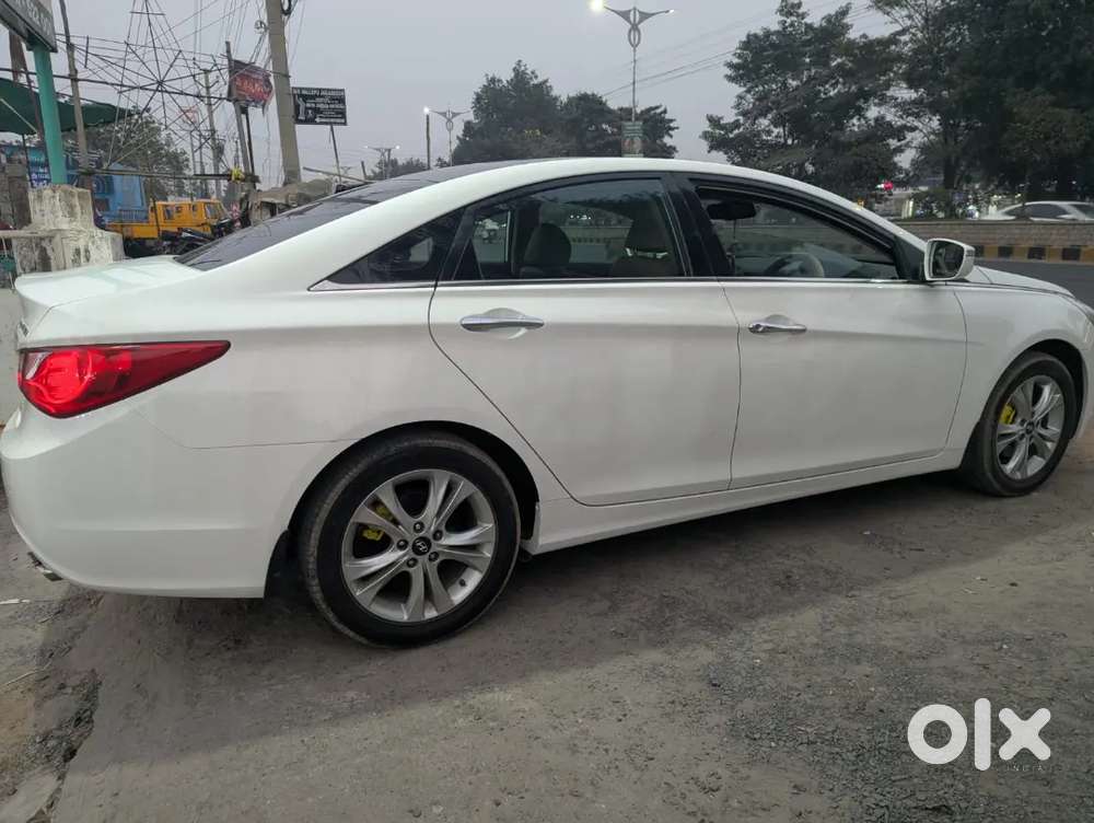 Hyundai Sonata 2013 Petrol Well Maintained