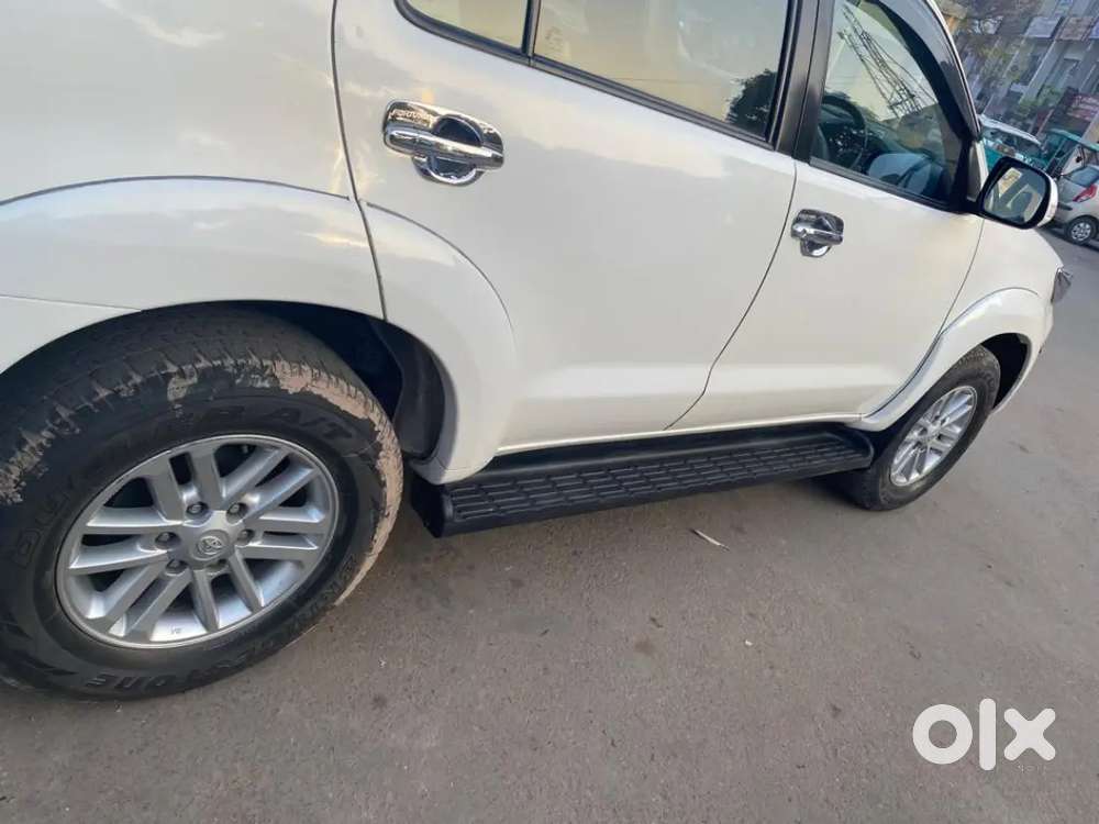 Toyota Fortuner 2013 Km Driven