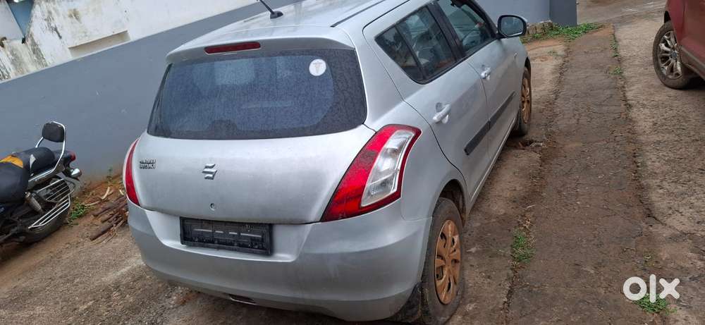 Maruti Suzuki Swift Dzire Amt Vdi, 2010, Diesel