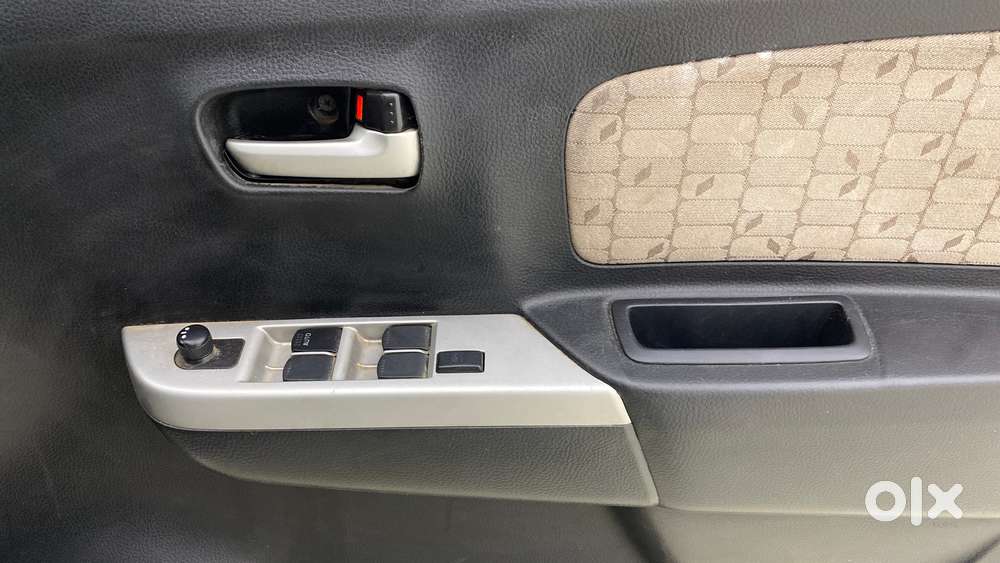 Maruti Suzuki Wagon R 1.0 Vxi, 2016, Petrol