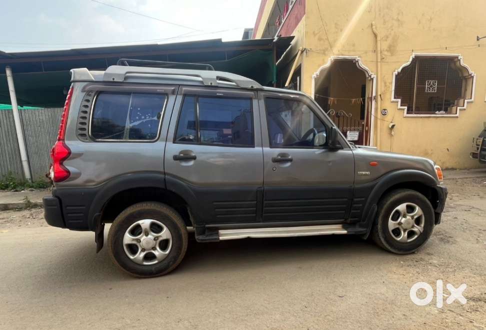 Mahindra Scorpio 2.6 Turbo 7 Str, 2006, Diesel