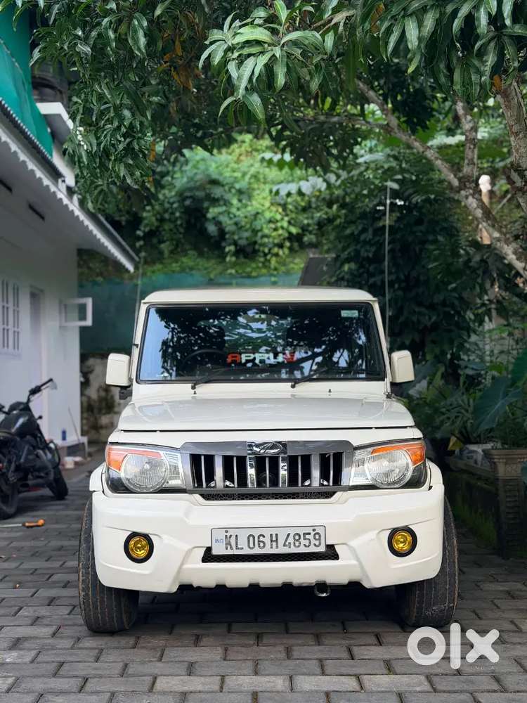 Mahindra Bolero Neo 2016