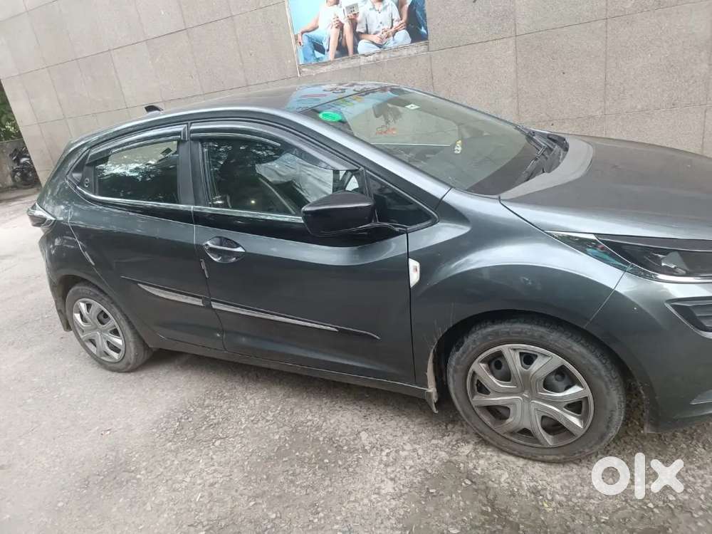 Tata Altroz Xm Plus 2023 Model With Sunroof