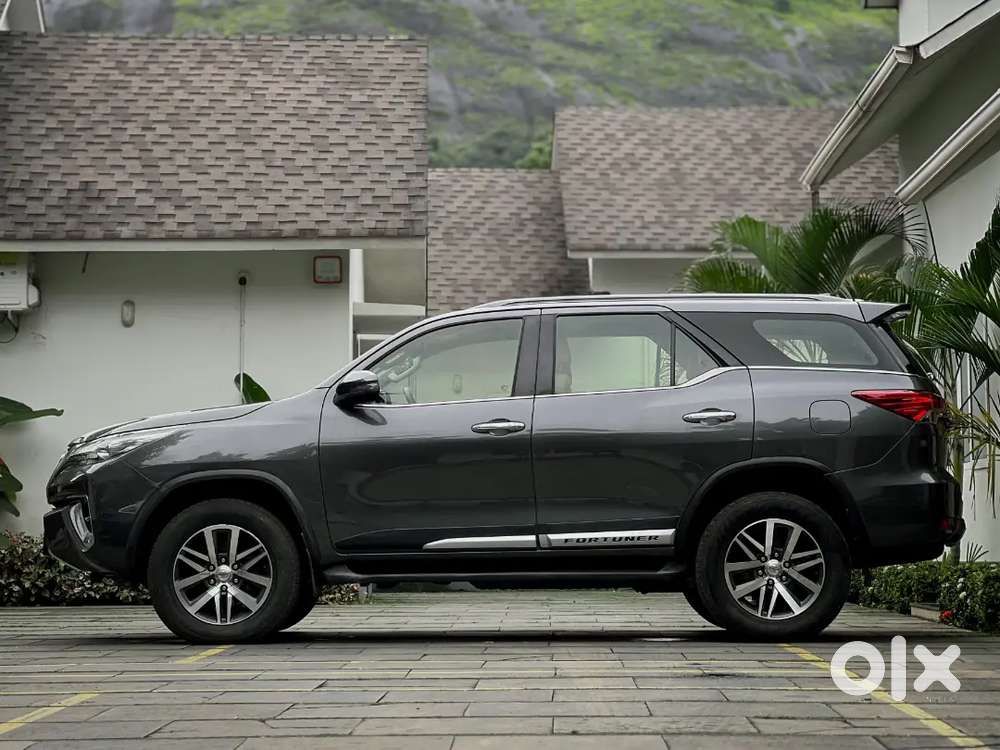 Toyota Fortuner. Hr Registration. No Replays. Company Services