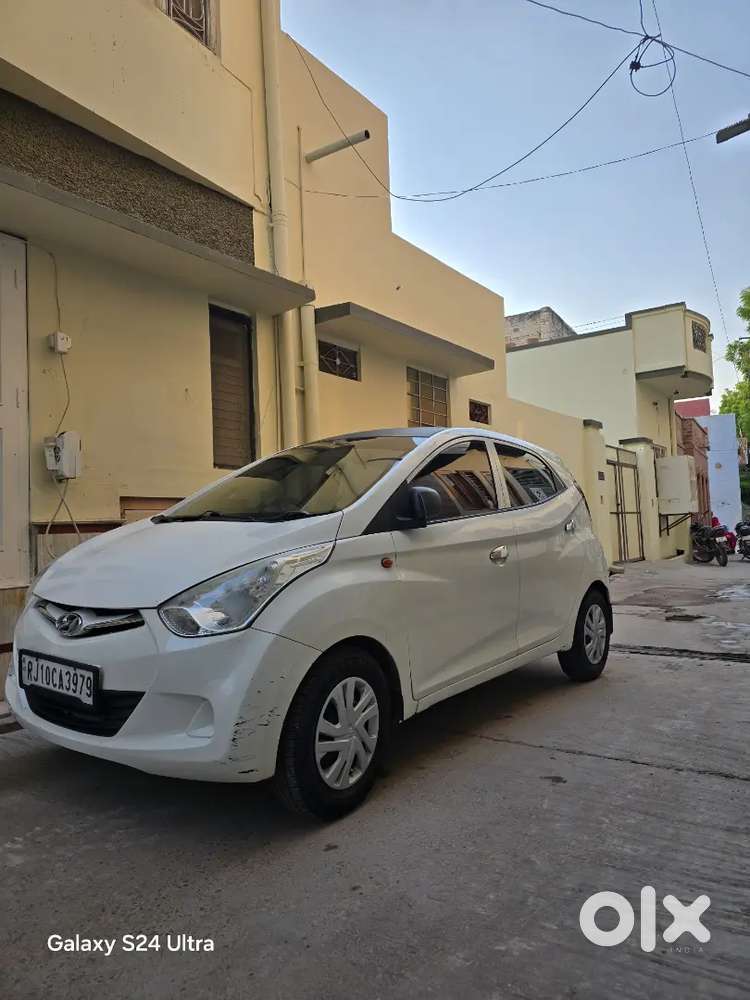 Hyundai Eon Petrol + Lpg  85,000 Km