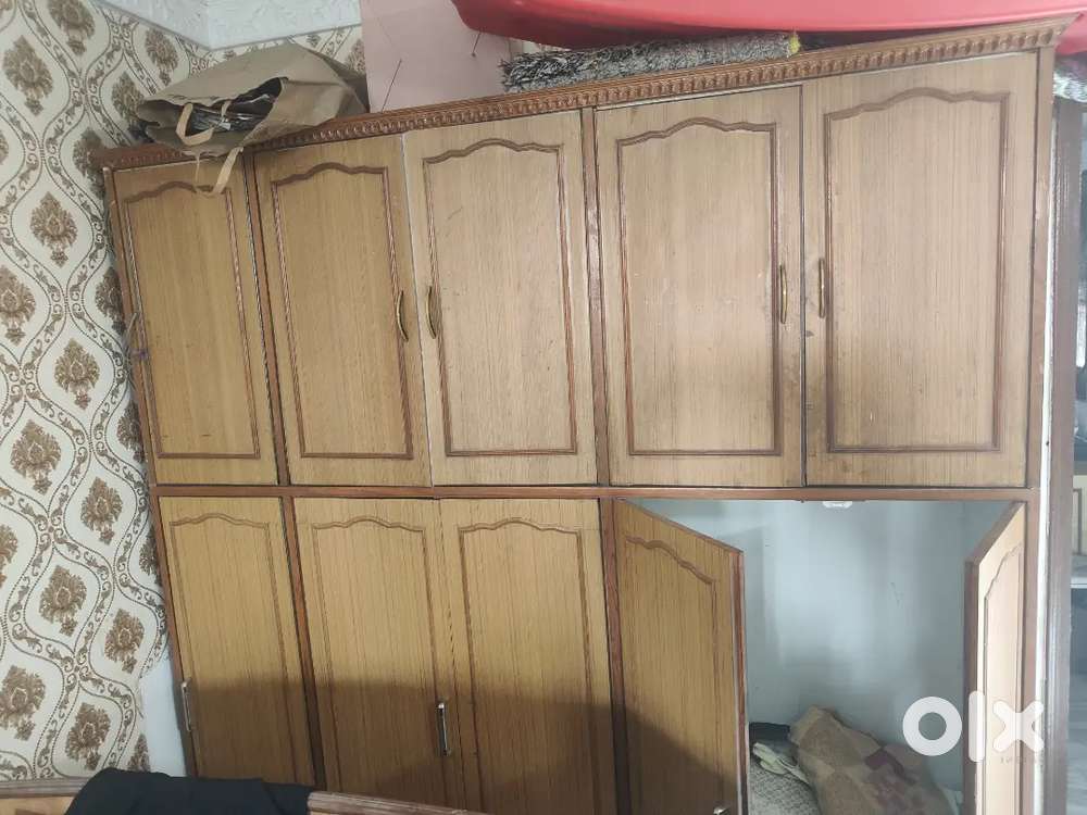 Wooden cupboard 6 compartments detachable upper and lower frame