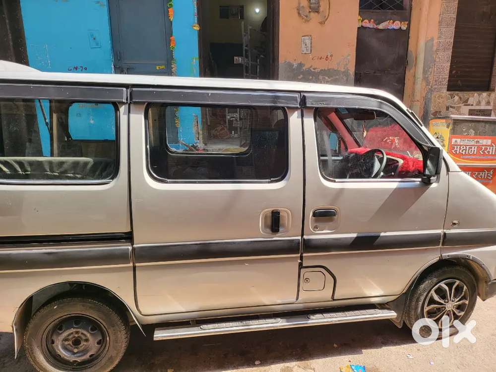 Maruti Suzuki Eeco 2012 Cng & Hybrids 82000 Km Driven