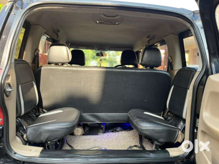 Mahindra Tuv 300 T8 Amt, 2016, Diesel