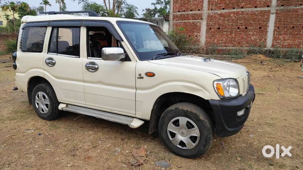 Mahindra Scorpio 2013 Diesel Well Maintained