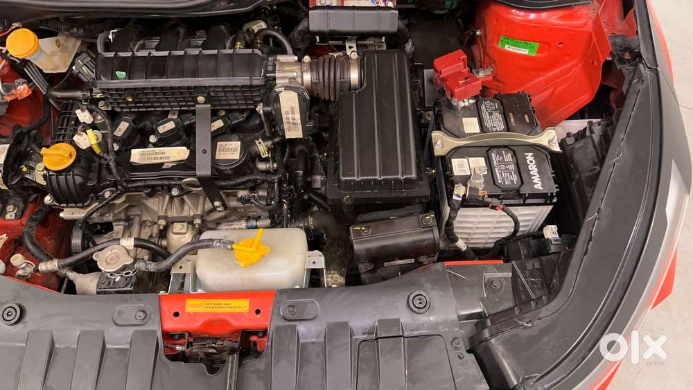Tata Altroz 1.2 Xza Petrol Dct, 2025, Petrol