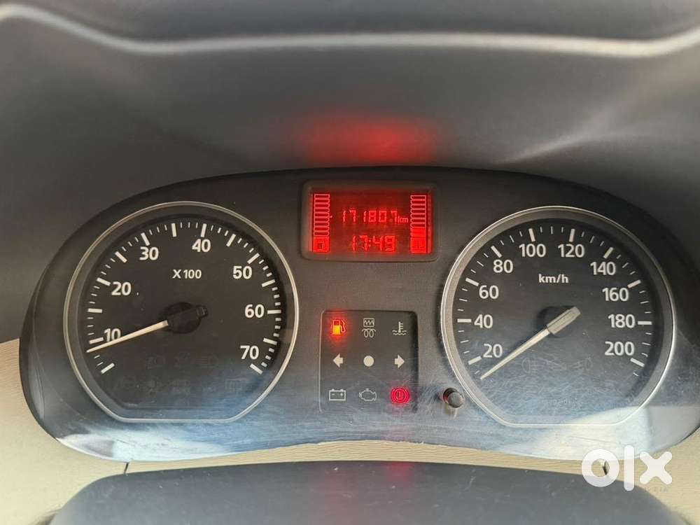 Nissan Diesel Car 2015