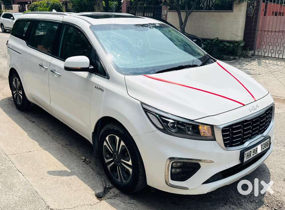 Kia Carnival Prestige, 2023, Diesel
