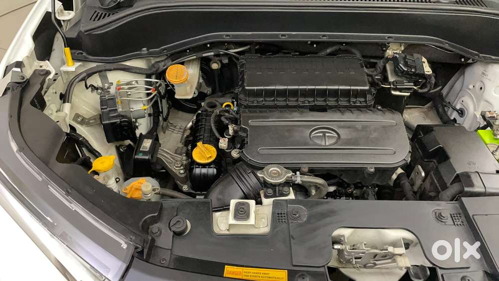 Tata Punch 1.2 Revotron Creative Amt Dual Tone, 2022, Petrol