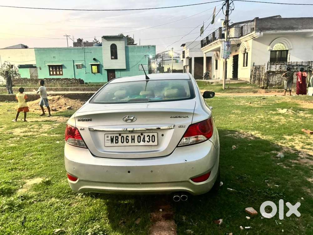 Hyundai Fluidic Verna 2011 Petrol Well Maintained