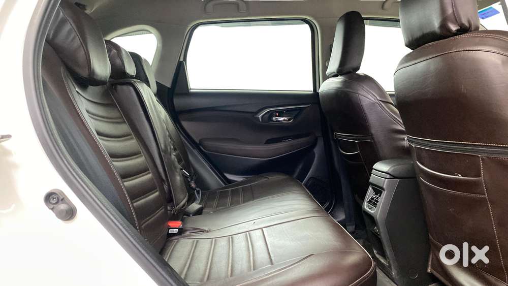 Maruti Suzuki Grand Vitara 1.5 Zeta Smart Hybrid At, 2023, Petrol