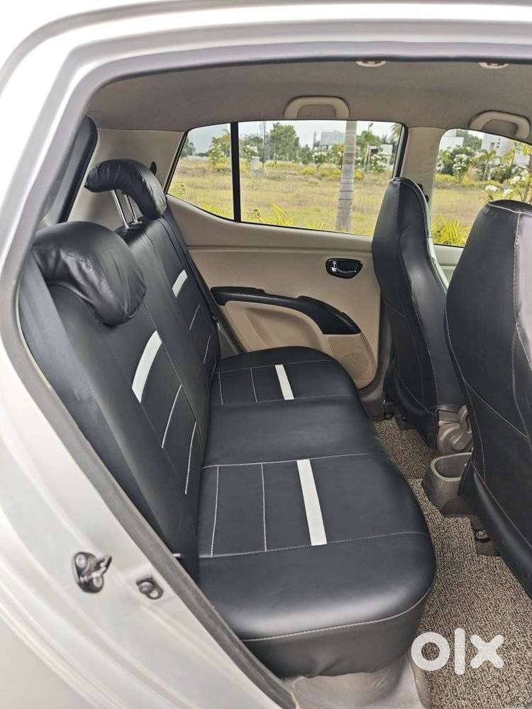 Hyundai I10 Sportz At, 2011, Petrol