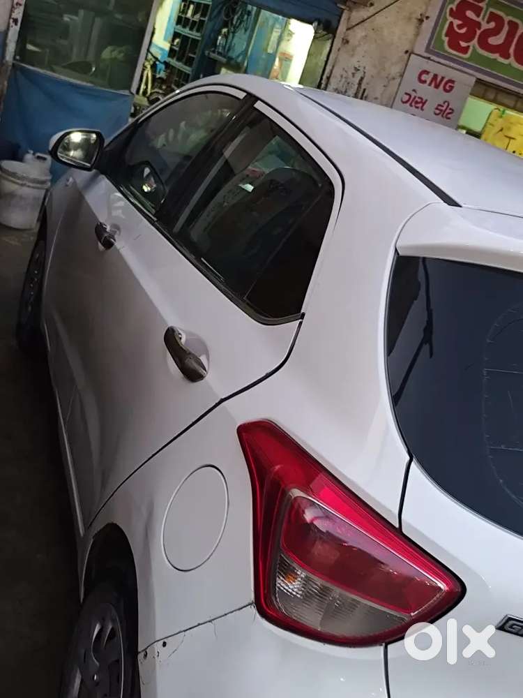 Hyundai Grand I10 2017 Cng & Hybrids 122000 Km Driven