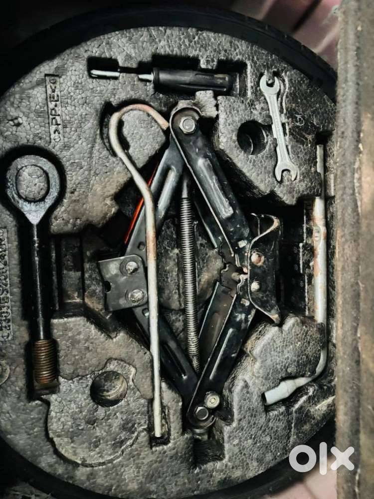 Mahindra Xuv300 W8 Option, 2023, Petrol