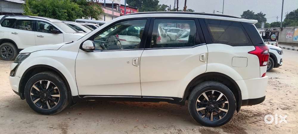 Mahindra Xuv500 W11 Option Awd, 2018, Diesel