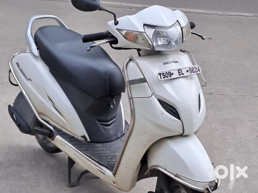 Honda activa 3g white colour Scooters 1816260418