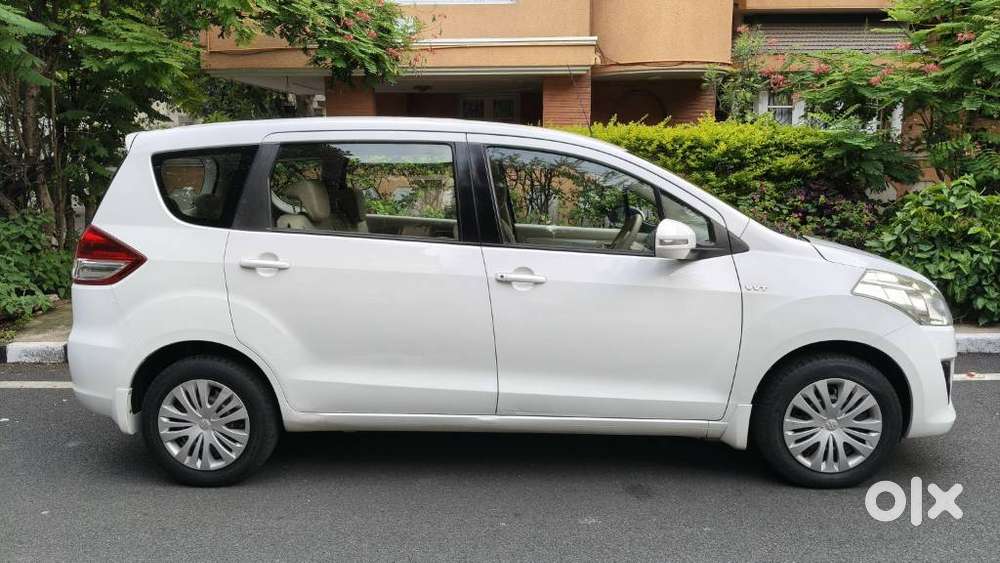Maruti Suzuki Ertiga Zxi, 2012, Petrol