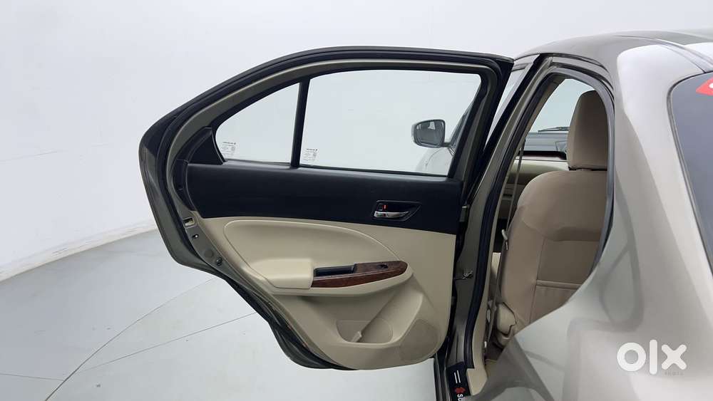 Maruti Suzuki Dzire 1.2 Vxi, 2017, Petrol