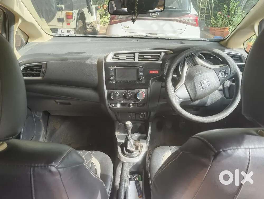 Honda Jazz 2016 Diesel 200000 Km Driven
