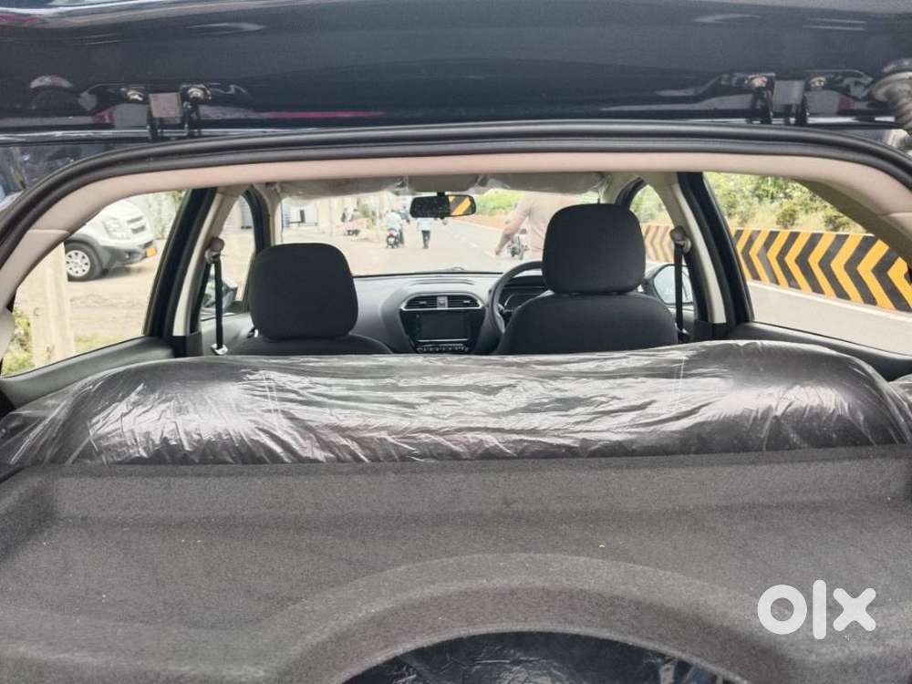 Tata Tiago 1.2 Revotron Xza Plus Amt, 2023, Petrol