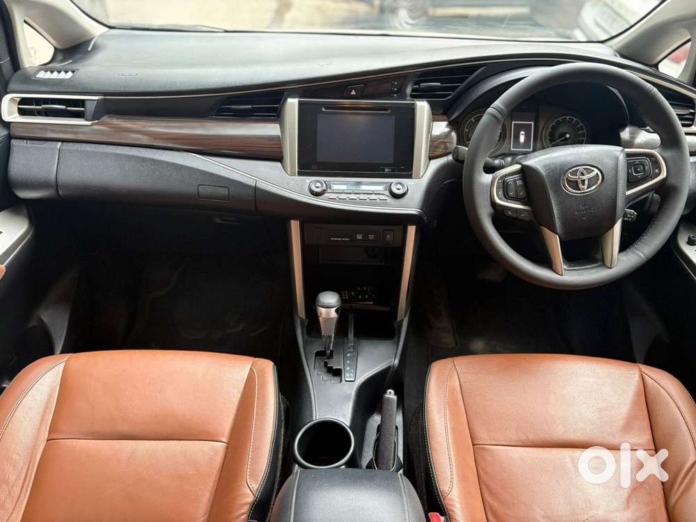Toyota Innova Crysta 2.8 Zx At, 2017, Diesel