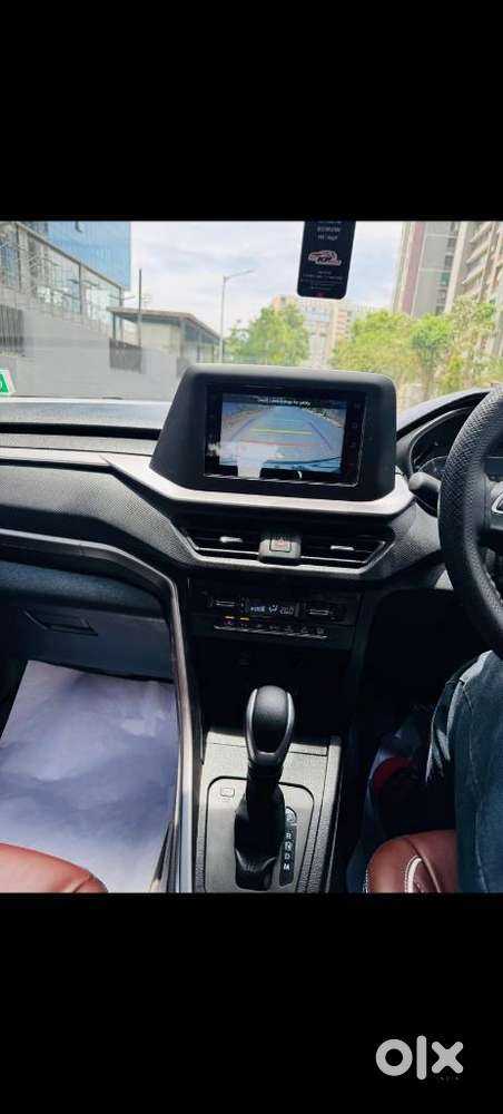 Maruti Suzuki Vitara Brezza 1.5 Vxi At, 2026, Petrol