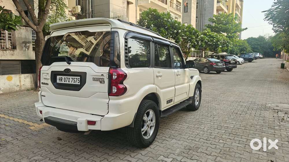 Mahindra Scorpio S10 At 4wd, 2016, Diesel