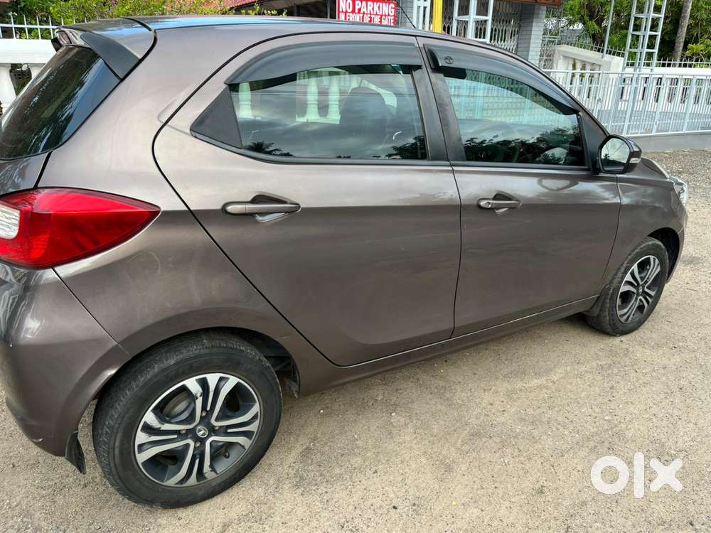 Tata Tiago 1.2 Revotron Xza, 2019, Petrol