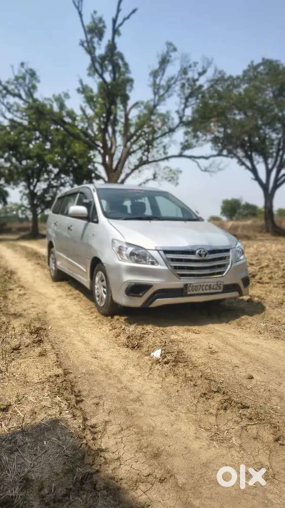 Toyota Innova 2.5 G 2015