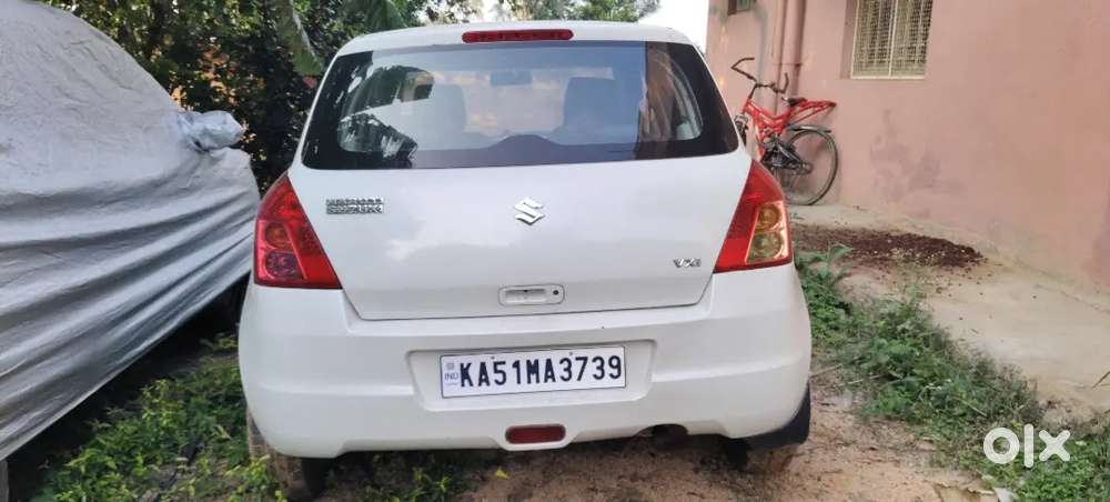 Swift Maruti Suzuki Petrol 2010