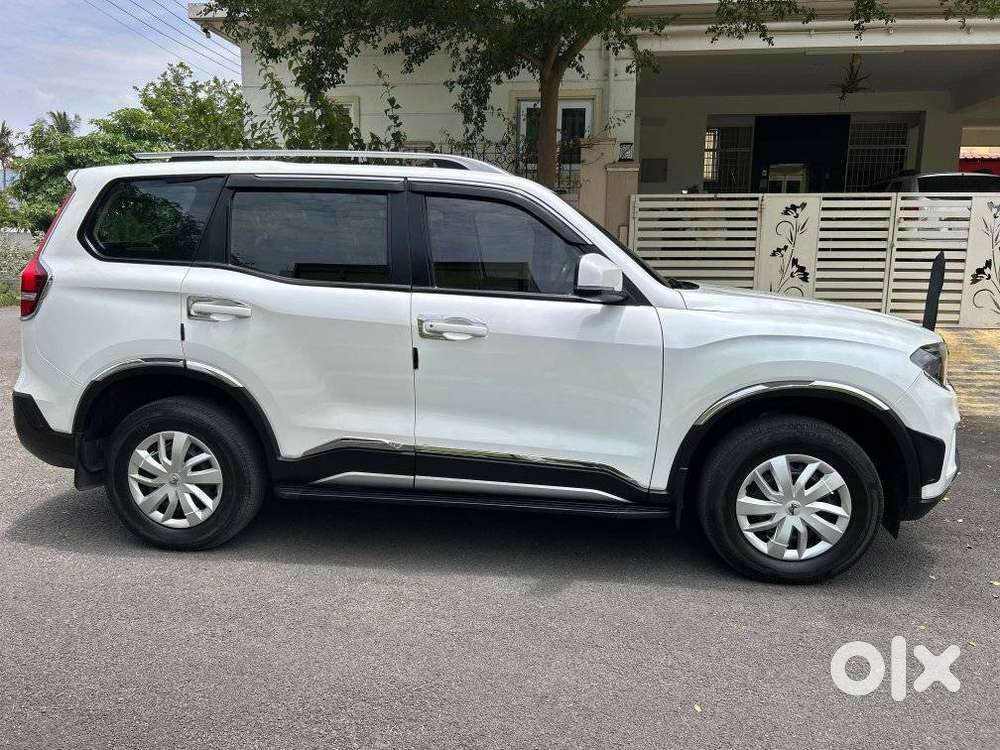 Mahindra Scorpio-n 2.2 Z6 Diesel At 7 Str, 2023, Diesel