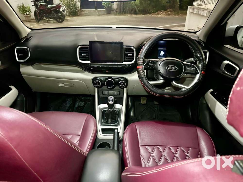 Hyundai Venue Sx Dual Tone, 2023, Diesel