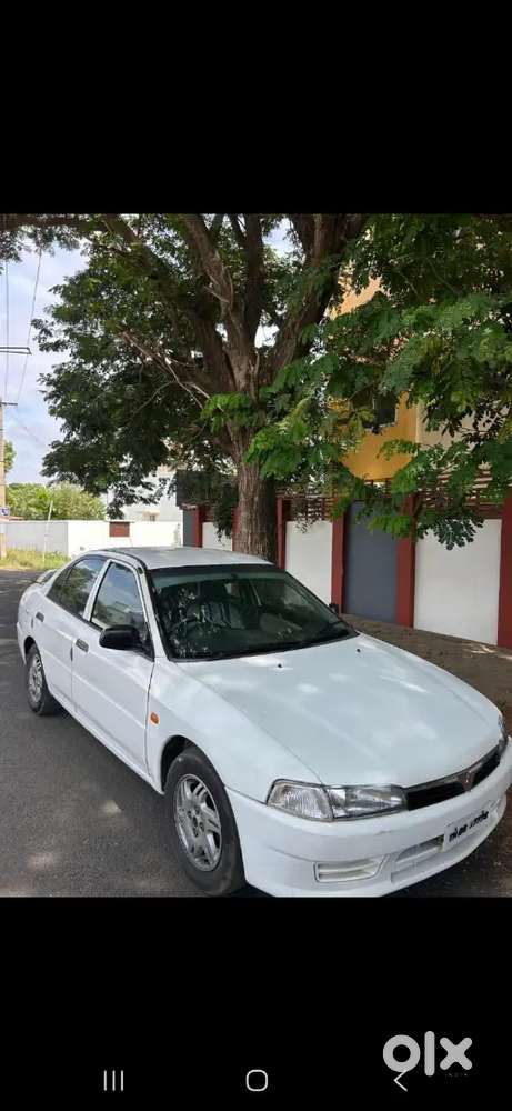 Mitsubishi Lancer 2003