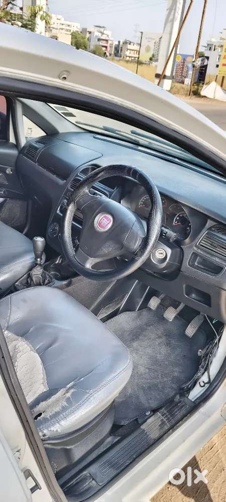 Fiat Punto 2010 Petrol 90000 Km Driven Paper Valid 2030 Petrol+cng