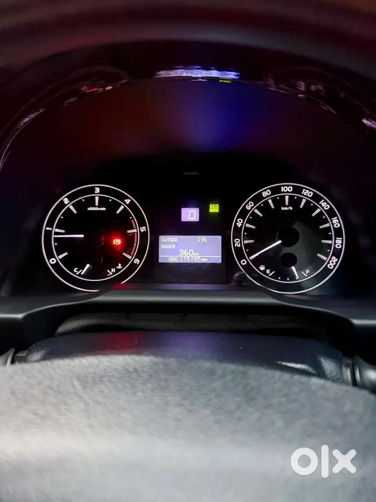 Toyota Innova Crysta 2017 Diesel Well Maintained