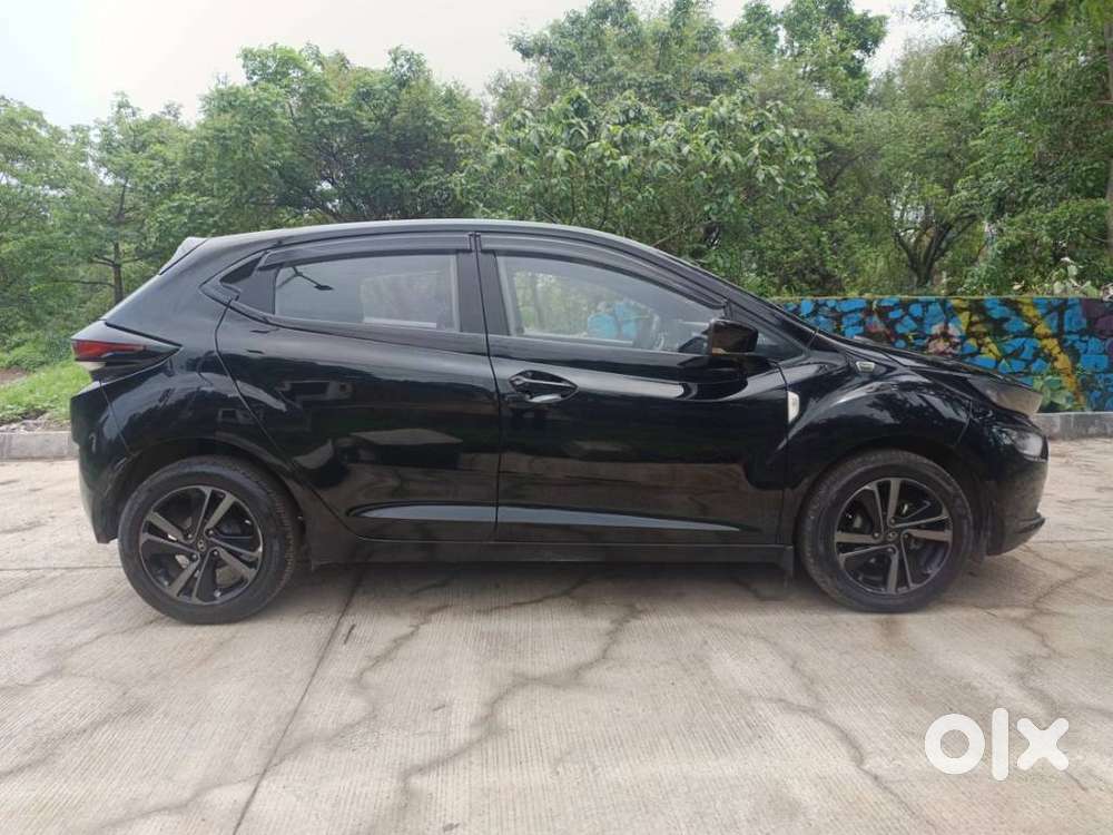 Tata Altroz Xza Plus (s) Dark Edition, 2022, Petrol