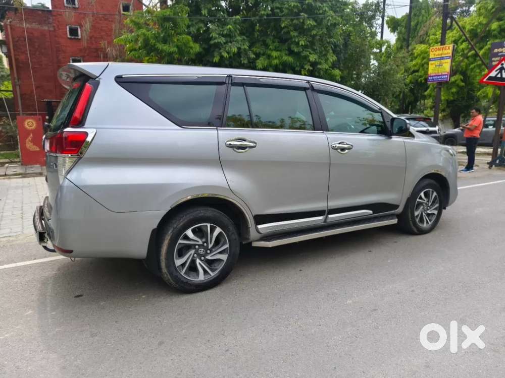 Toyota Innova Crysta [2020-ongoing] 2.4 Vx 7 Str, 2023, Diesel