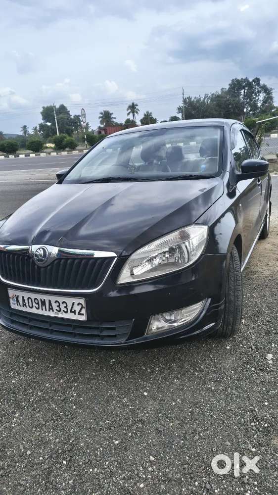 Skoda Rapid Elegance 2012