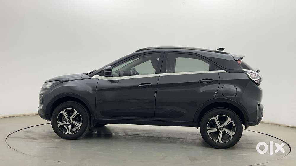 Tata Nexon 1.5 Revotorq Xza Plus S Amt, 2023, Petrol