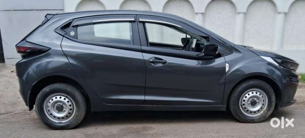 Tata Altroz Xe Cng, 2024, Petrol