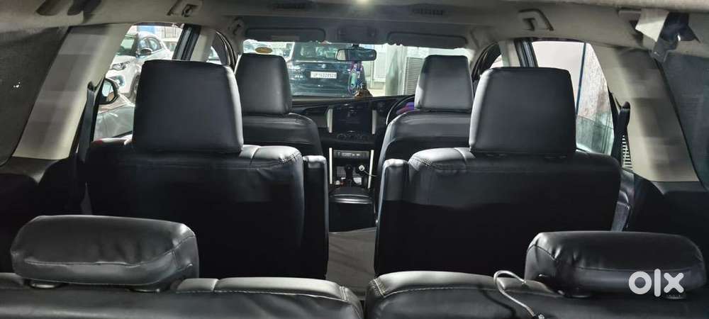 Toyota Innova Crysta 2017 Petrol Well Maintained