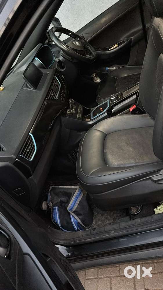 Mahindra Thar Roxx Ax7 L Diesel At 4wd, 2024, Diesel